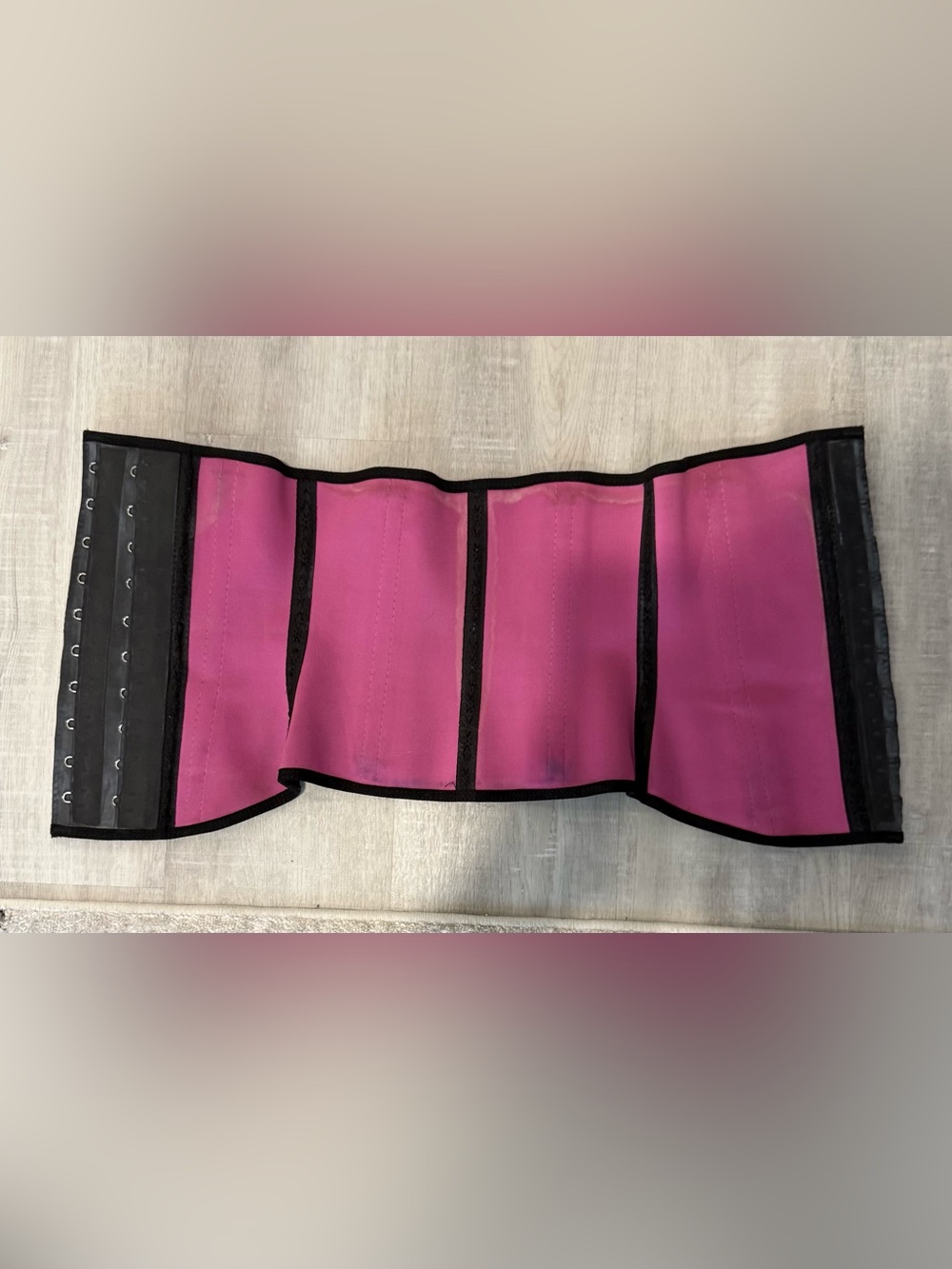 Squeeze me skinny Women’s Pink Waist Trainer Belt